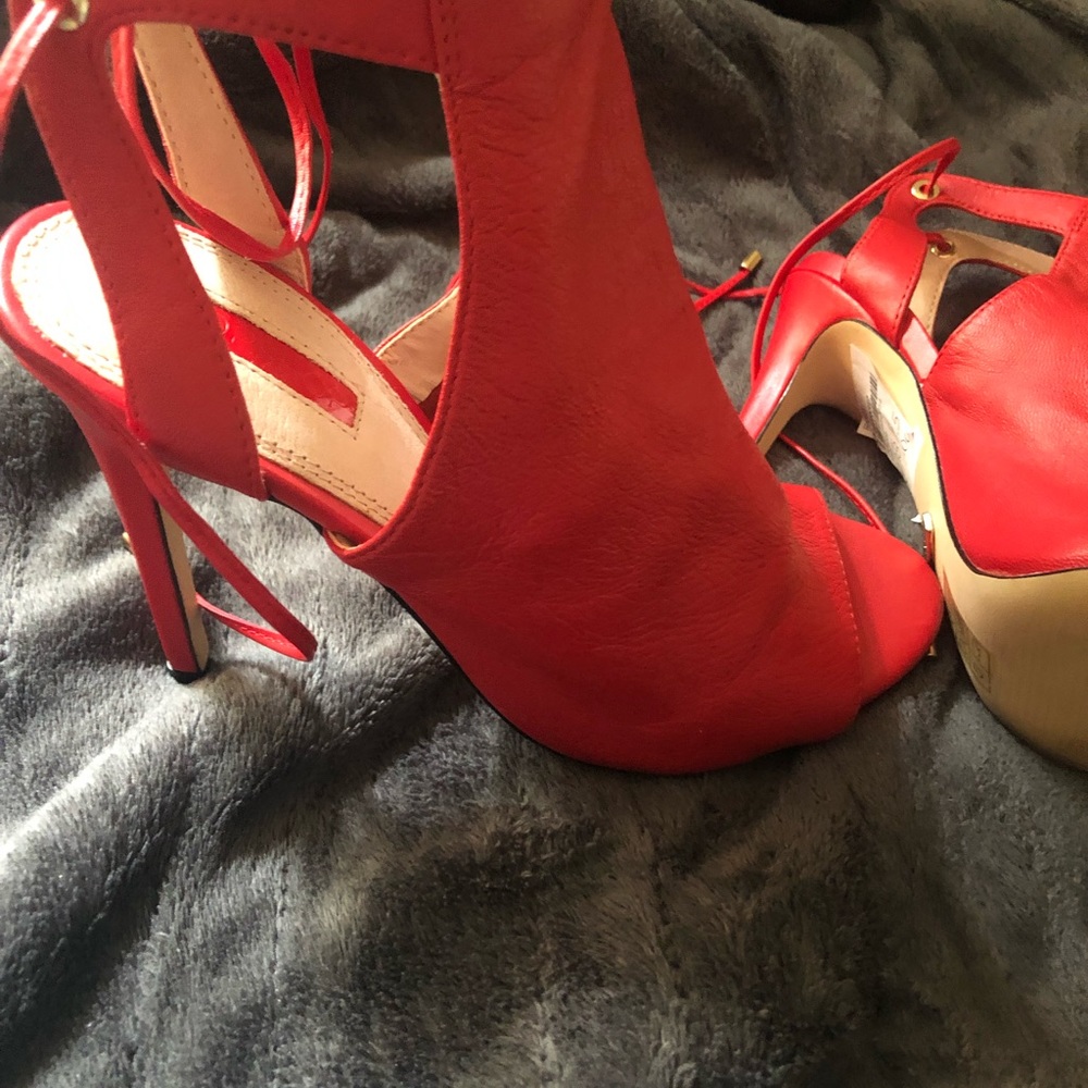 Red leather “Randy” by TopShop - Picture 3 of 4